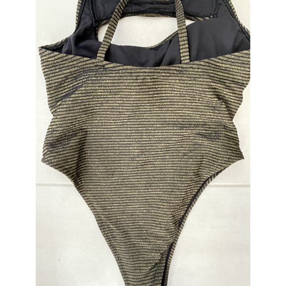 Cupshe Swim One Piece Swimsuit Cut Out Metallic Swimwear - Picture 8 of 12